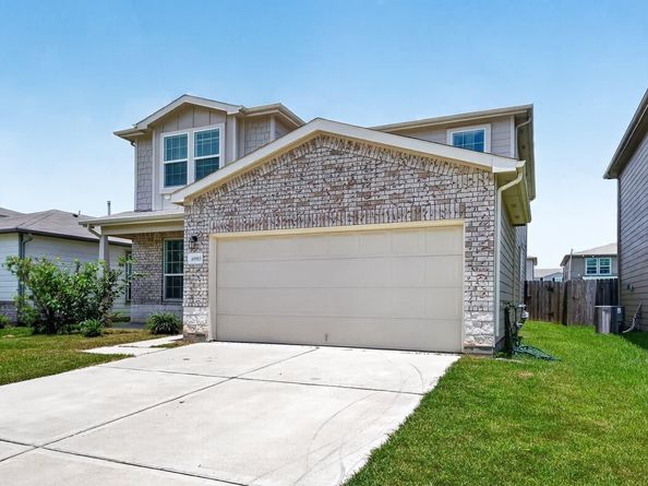 6903 Hobby Wind Ridge Drive, Houston TX 77075