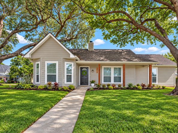 1411 Bittersweet Court, Richmond TX 77406