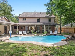 129 N Rainbow Ridge Circle, The Woodlands TX 77381