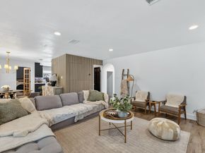 129 N Rainbow Ridge Circle, The Woodlands TX 77381
