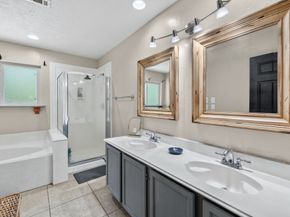 129 N Rainbow Ridge Circle, The Woodlands TX 77381