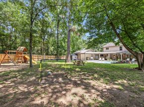 129 N Rainbow Ridge Circle, The Woodlands TX 77381