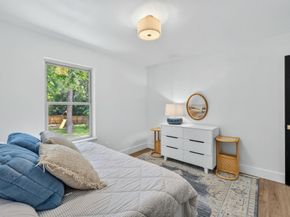 129 N Rainbow Ridge Circle, The Woodlands TX 77381