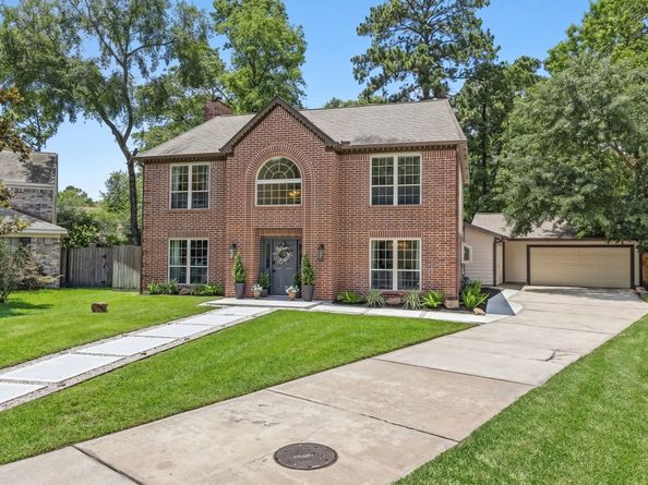 129 N Rainbow Ridge Circle, The Woodlands TX 77381