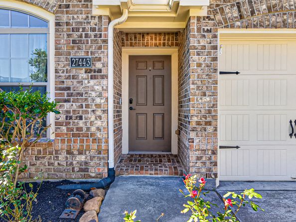 27443 Rebecca Field Lane, Spring TX 77386