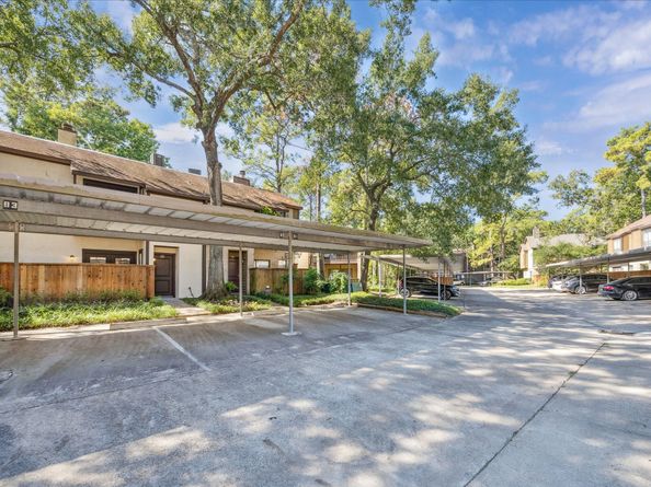 11711 Memorial Drive 55, Houston TX 77024