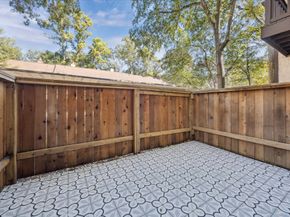 11711 Memorial Drive 55, Houston TX 77024