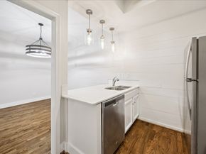 11711 Memorial Drive 55, Houston TX 77024