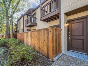 11711 Memorial Drive 55, Houston TX 77024