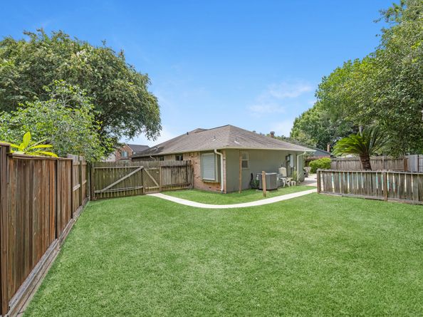 2006 Musket Ridge Drive, Richmond TX 77406