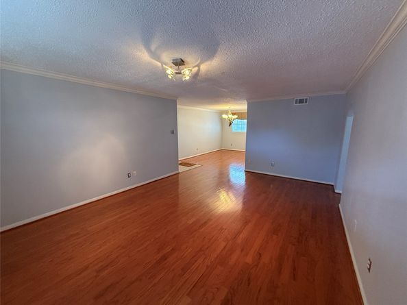 7900 Westheimer Road 228, Houston TX 77063