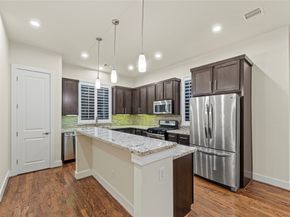 2513 B Garrow Street, Houston TX 77003
