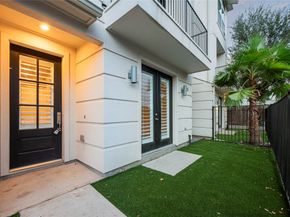 2513 B Garrow Street, Houston TX 77003
