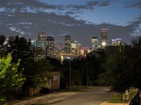 2513 B Garrow Street, Houston TX 77003