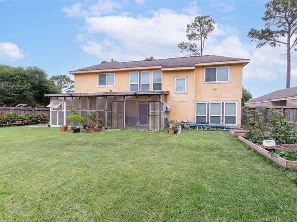 15119 Plaza Libre Drive, Houston TX 77083