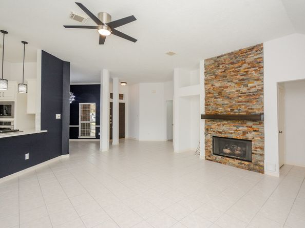 3323 Shadowfern Drive, Houston TX 77082
