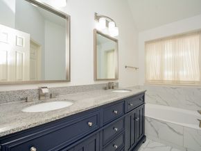 3323 Shadowfern Drive, Houston TX 77082