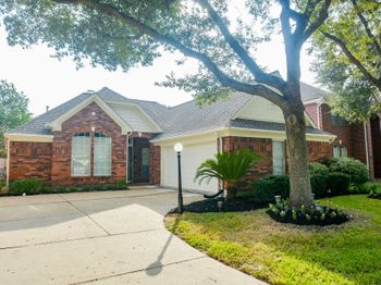 3323 Shadowfern Drive