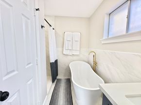 11810 Sagedowne Lane, Houston TX 77089