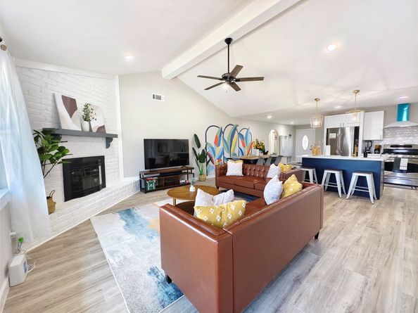 11810 Sagedowne Lane, Houston TX 77089