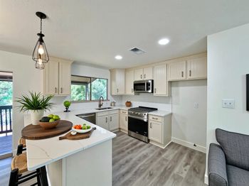 2047 Aspen Glade Drive