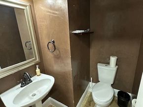 16715 Parliament Drive, Houston TX 77083