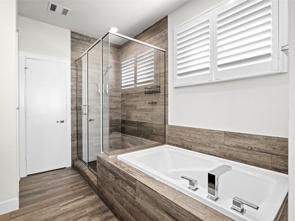 312 Eado Park Circle, Houston TX 77020