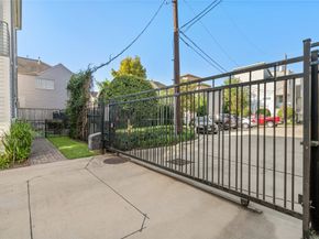 312 Eado Park Circle, Houston TX 77020