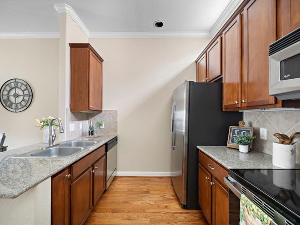 1913 Gillette Street C, Houston TX 77006