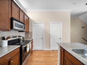 1913 Gillette Street C, Houston TX 77006