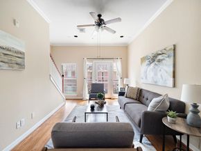 1913 Gillette Street C, Houston TX 77006