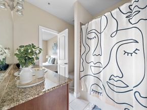 1913 Gillette Street C, Houston TX 77006