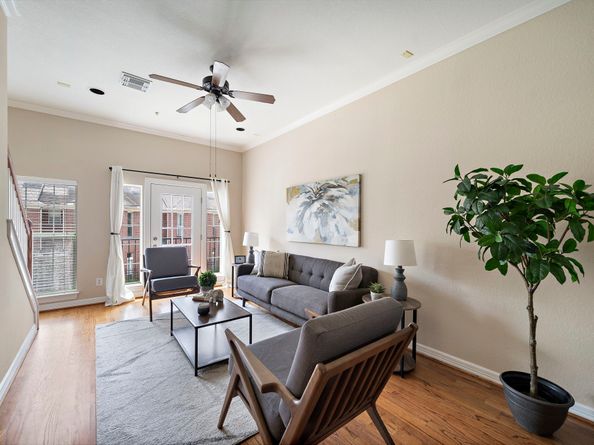 1913 Gillette Street C, Houston TX 77006