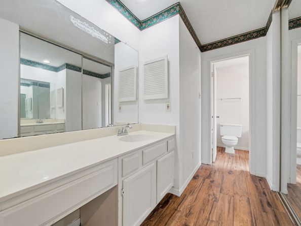 15611 Meadow Village Drive, Houston TX 77095