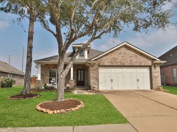 8222 Groveland Hills Drive