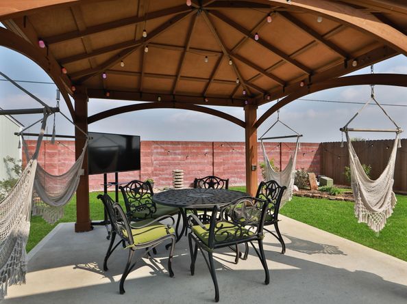 8222 Groveland Hills Drive, Cypress TX 77433