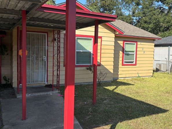 7625 W Knoll Street, Houston TX 77028