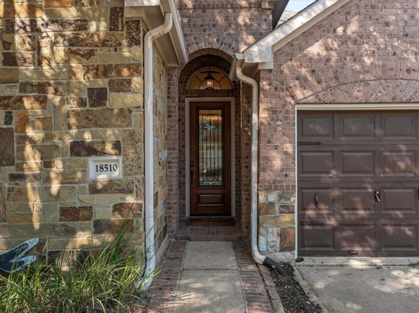 18510 N Settlers Shore Drive, Cypress TX 77433