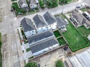 1511 Euel Street, Houston TX 77009