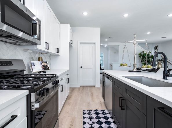 1511 Euel Street, Houston TX 77009