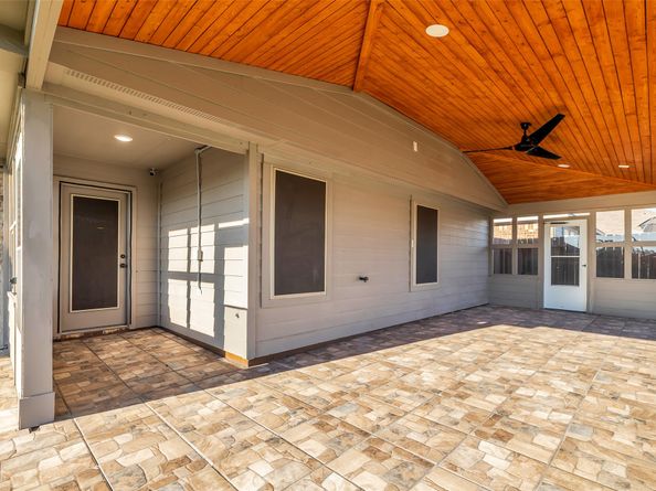 2422 Sheephorn Summit Trail, Spring TX 77373