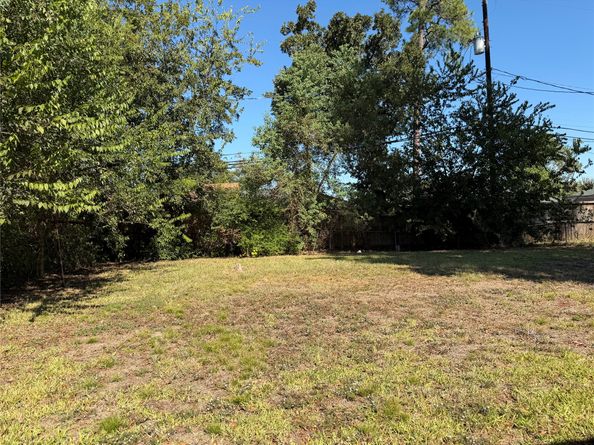 9331 Laura Koppe Road, Houston TX 77078