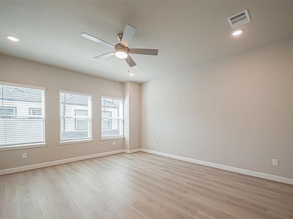 8928 Grovner Place, Houston TX 77055