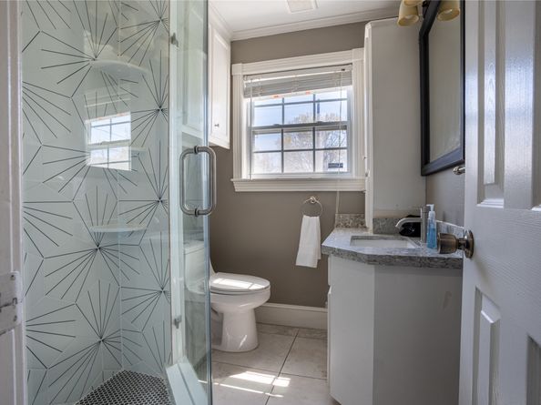 802 Enid Street, Houston TX 77009