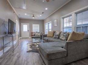 802 Enid Street, Houston TX 77009