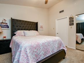 8055 Cambridge Street 22B, Houston TX 77054