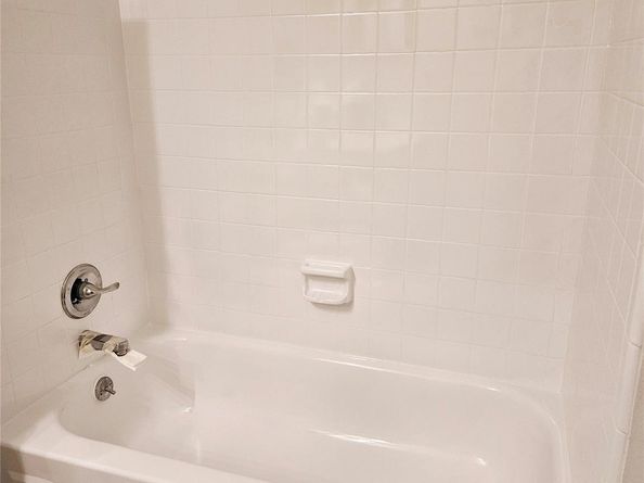 8055 Cambridge Street 22B, Houston TX 77054