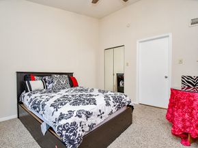 8055 Cambridge Street 22B, Houston TX 77054