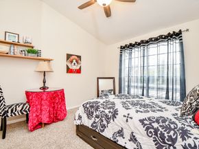 8055 Cambridge Street 22B, Houston TX 77054