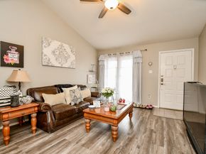 8055 Cambridge Street 22B, Houston TX 77054